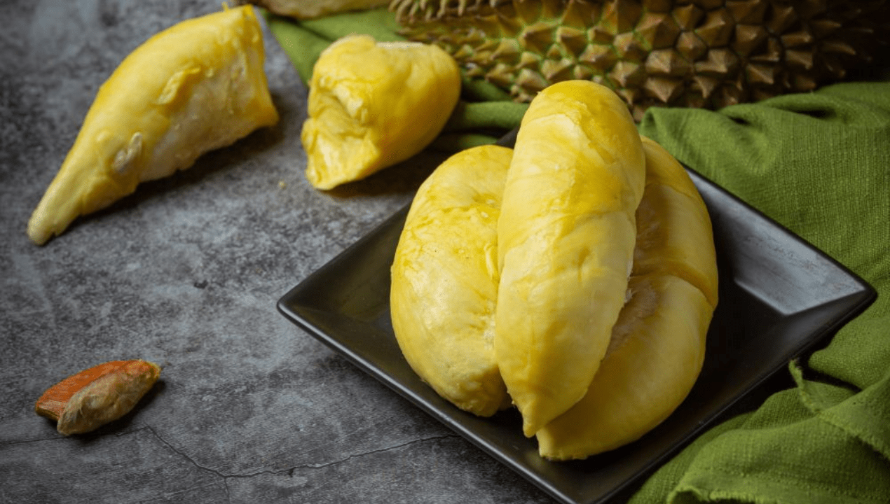 Reaksi Bule Makan Durian
