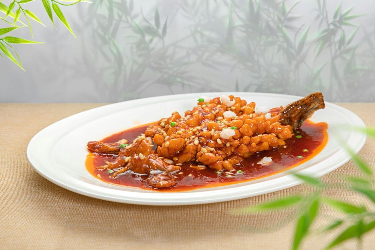 Ilustrasi ikan tongkol pedas manis untuk artikel Resep Ikan Tongkol Pedas Manis Ala Rumahan