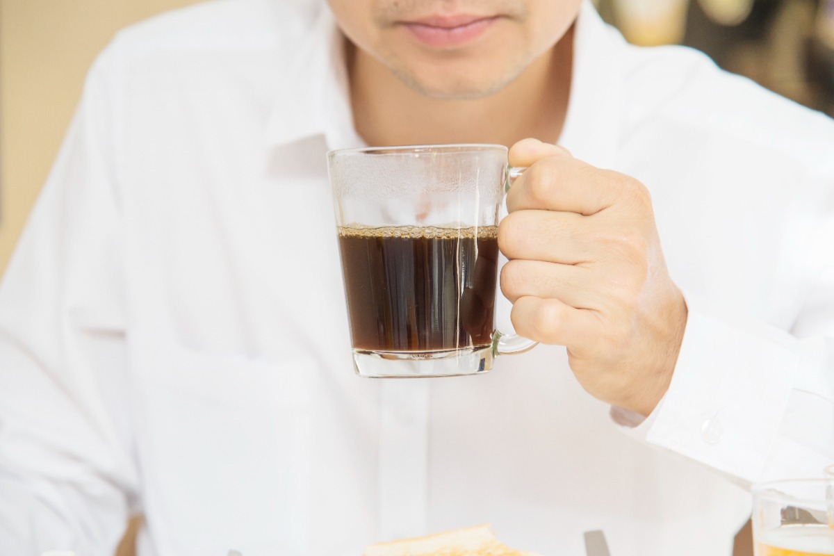 Ilustrasi dampak americano untuk artikel Dampak americano: 15 Dampak Sering Minum Americano yang Perlu…